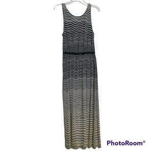 Loft Sleeveless Horizontal Striped Blue Ivory Ombre Maxi Key Hole Button Dress M